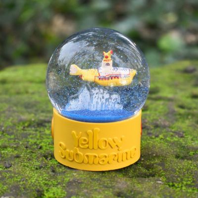 YELLOW SUB SNOW GLOBE