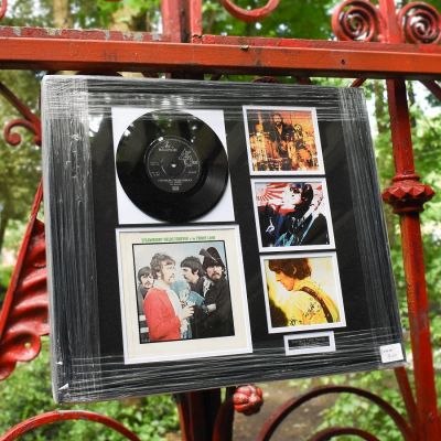 GENUINE BEATLES SFF VINYL ART