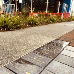 STRAWBERRY FIELD ENGRAVED STONE